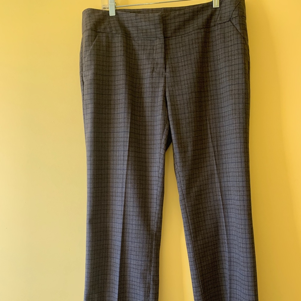 Amanda and Chelsea women’s sz 14 trouser
